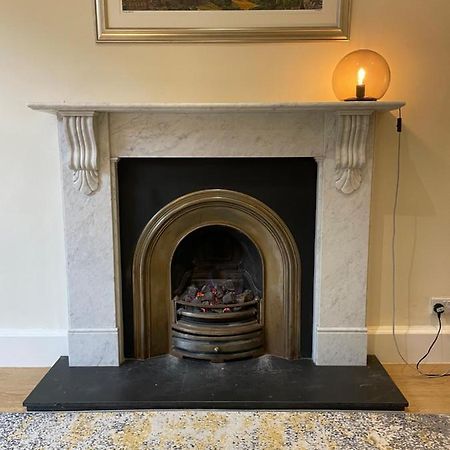 Fantastic Location 10 Mins To Princes Street- 15 To Royal Mile- Main Door-Patio Edinburgh Eksteriør billede